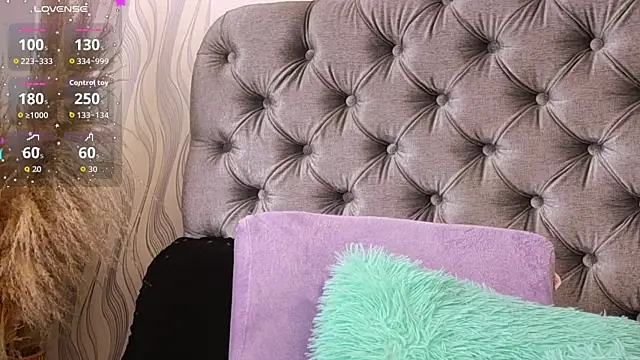 katt_eyes__ live cam on StripChat