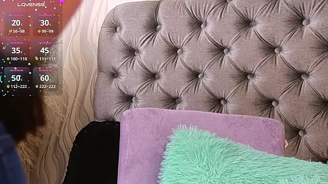 katt_eyes__ webcam