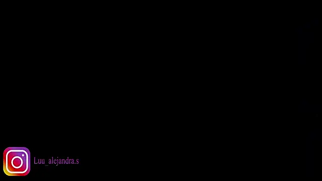 alee_lenoxx webcam