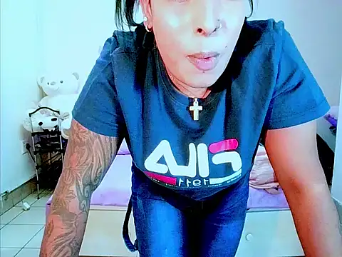 indiantopaz694u webcam