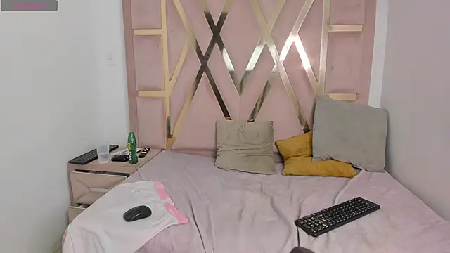 Kattyasm webcam