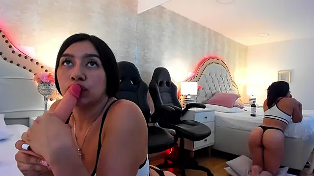 AlenaColeman webcam