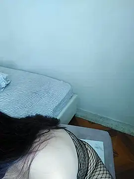 VictoriaGrey__ webcam