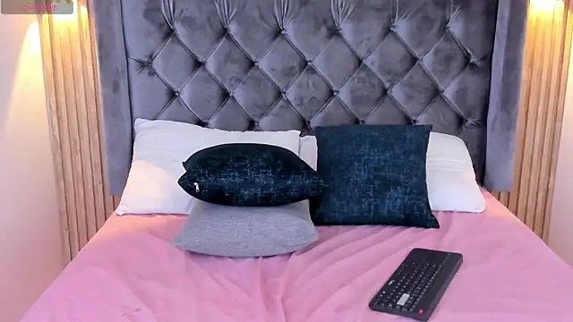 EmilyGracce webcam