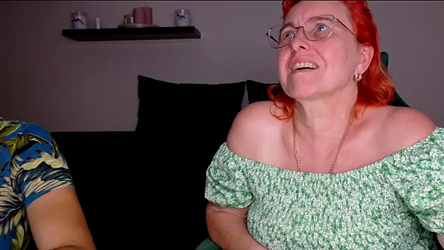 JoannaAndNeighbour webcam
