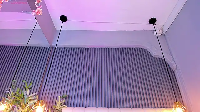 AnaisClark webcam