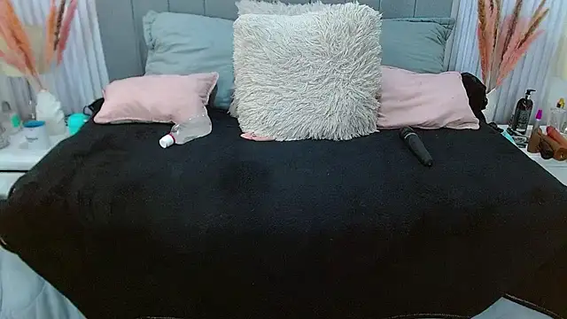 sasi_luna webcam