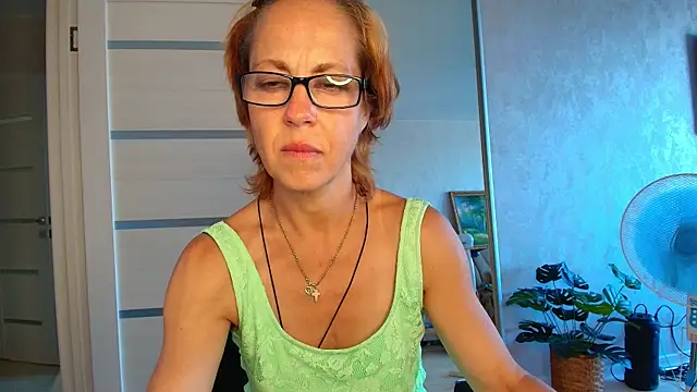 LioraWeiss webcam