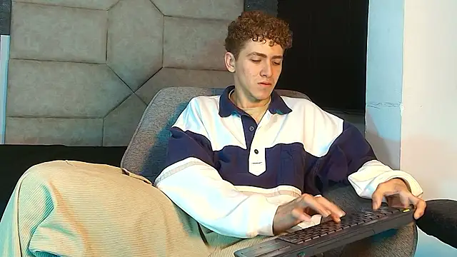 Tyler_Mcrey webcam