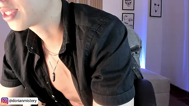 Dorianmistery2322_ webcam