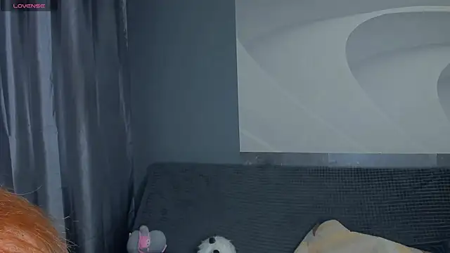 TarynPalek webcam