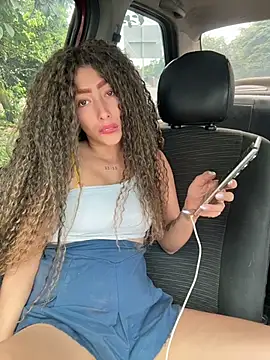 roxyrougee webcam
