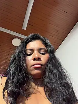 Emma_hassani webcam