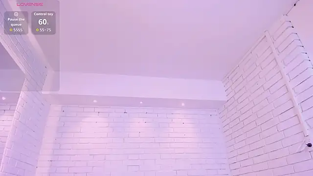 zoe_linss webcam