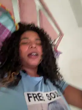 Michel_Jones webcam