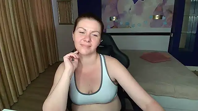 LunaKissesx webcam