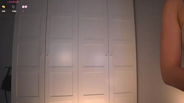 -JuicyMolly- webcam