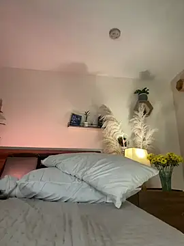 YariRose live cam on StripChat