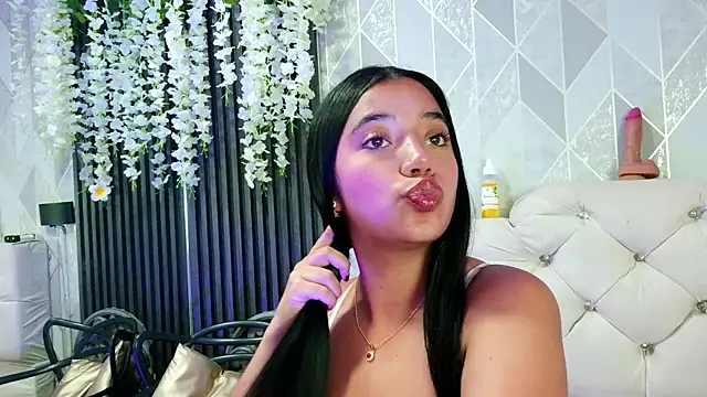 Zaira_bonny webcam