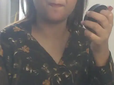 NancyRuvi webcam