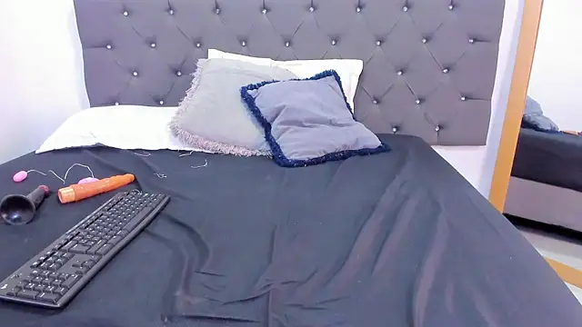 Emily_Behlle webcam