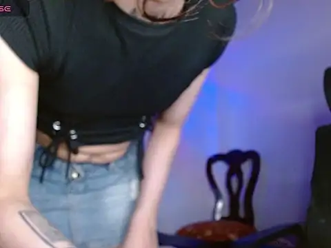 Scarlett_crastrawberry webcam