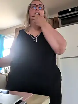 Canadian_BBW Live Webcam on Stripchat
