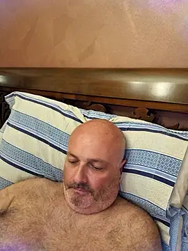 alexis_bull - Alexis_Bull's free webcam - UK Sex Cams