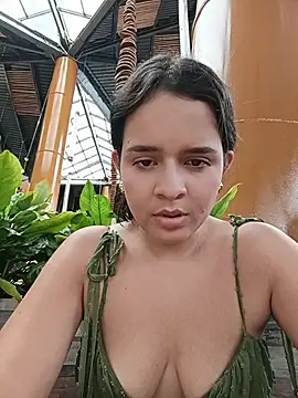 Julieth_hot-69