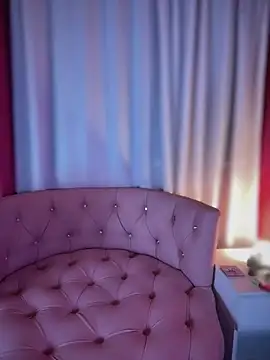 LeylaKnox webcam stripchat model stream image