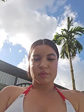 Pretty_Julieta webcam