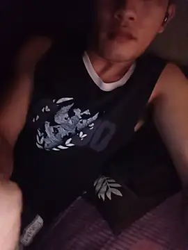YourAsianSlave webcam