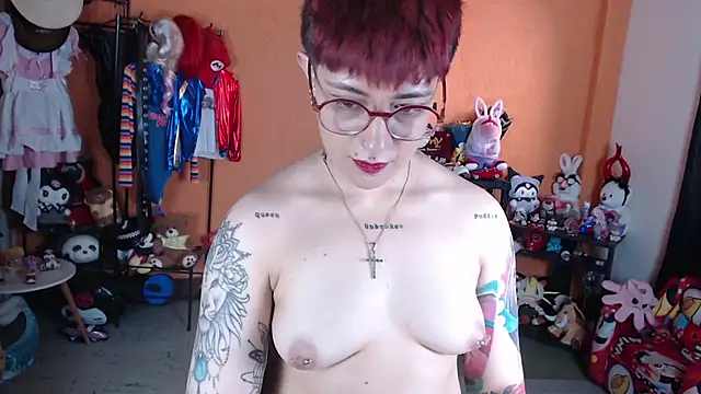 MissMiia2 webcam