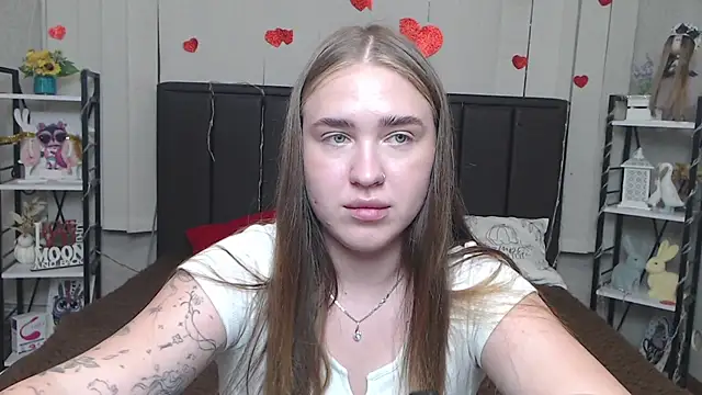 LauraHlot