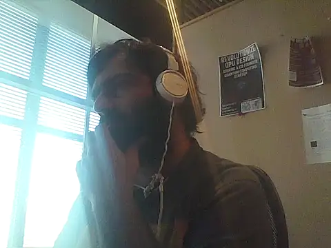 JohnBond009 webcam