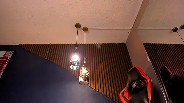 Boss_Domiinator webcam