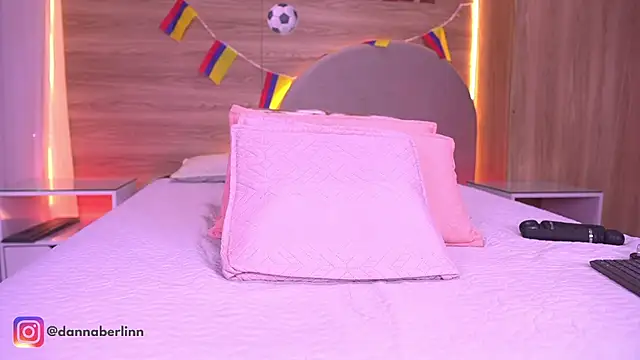 danna_berlin_ webcam