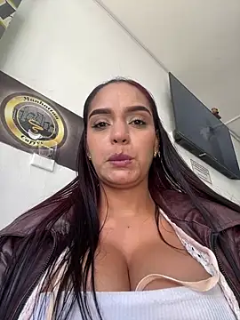 Sara-77 webcam