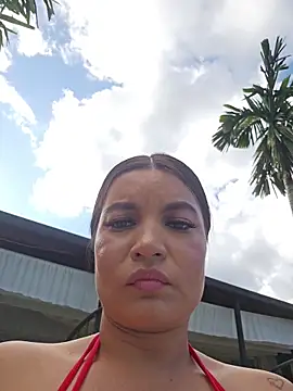 Pretty_Julieta webcam