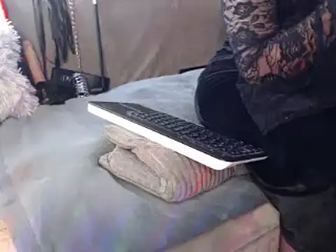 GoddessMonicaAngels webcam