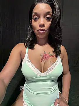 Rakiyahcharms