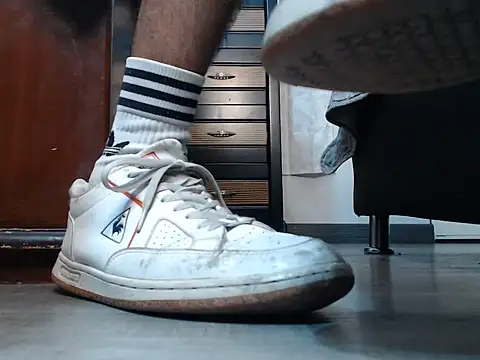 thomass1018 webcam