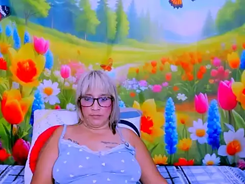 indianroxy webcam