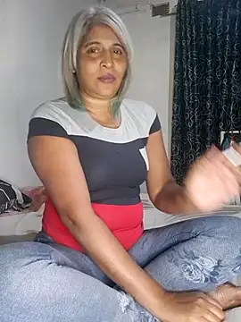 Goodgirlsue_77 webcam