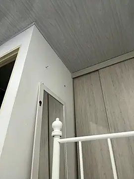 Bustykeyla webcam
