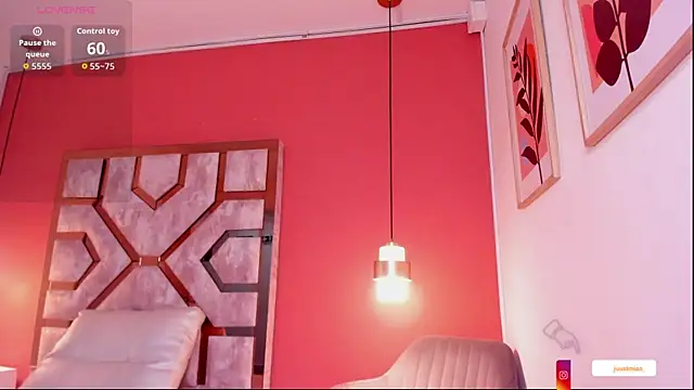 Justmia69 webcam