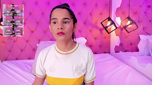 Emilycollson27 webcam