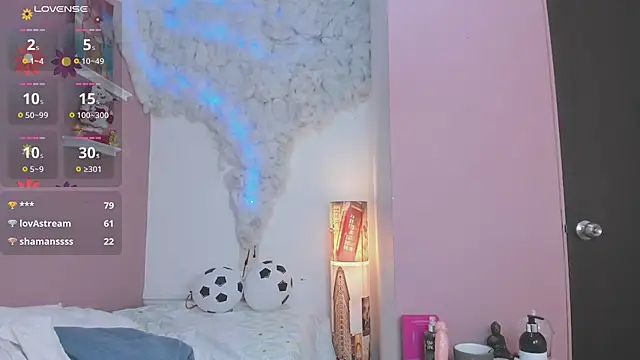 liz_merchan webcam