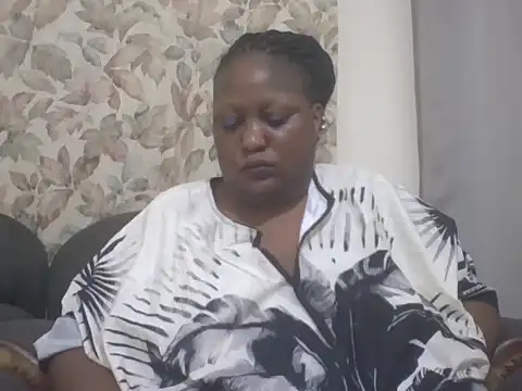 fat_ebonyqueen webcam
