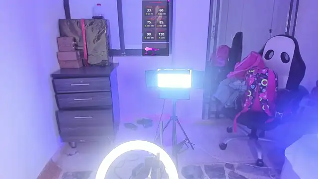 DestinyReece webcam